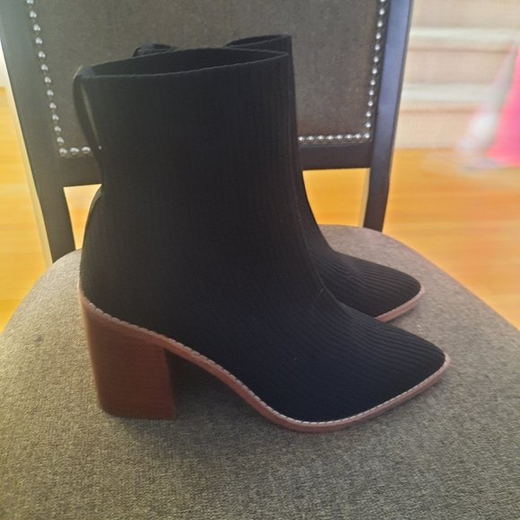 Steve Madden Nichol Black Bootie size 9 - Picture 1 of 5